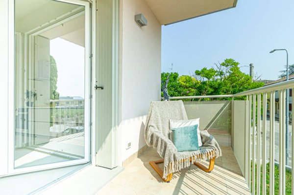 appartamento in vendita a Cento in zona Corporeno