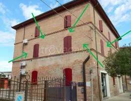 appartamento in vendita a Cento in zona Renazzo