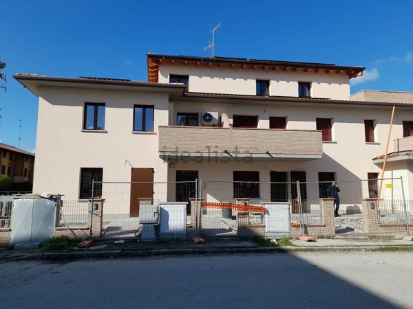 appartamento in vendita a Cento