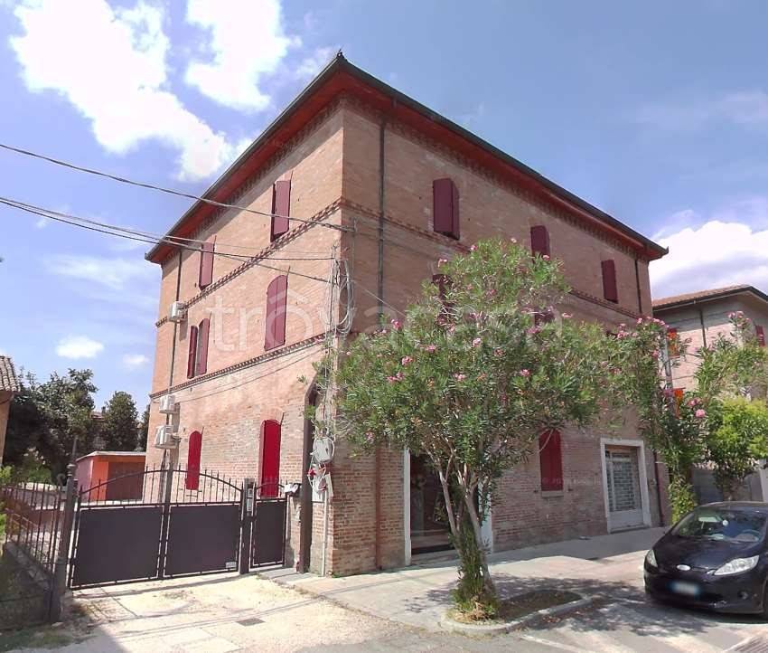 appartamento in vendita a Cento in zona Renazzo