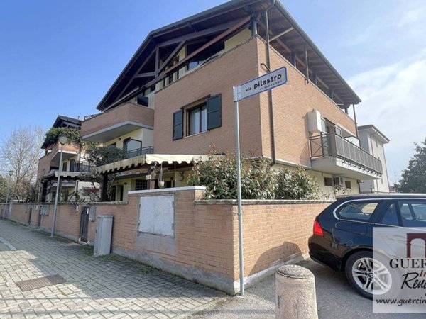 casa indipendente in vendita a Cento in zona Renazzo