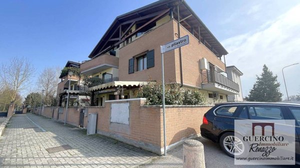 casa indipendente in vendita a Cento in zona Renazzo