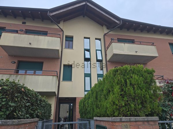 appartamento in vendita a Cento in zona Buonacompra