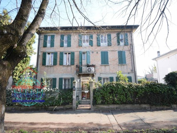 casa indipendente in vendita a Cento in zona Casumaro