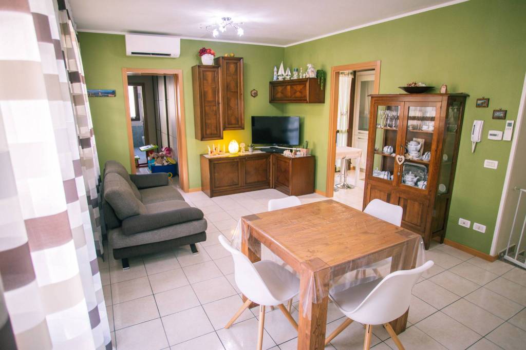 appartamento in vendita a Cento in zona Renazzo