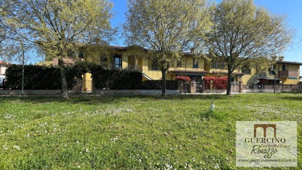 casa indipendente in vendita a Cento in zona Renazzo