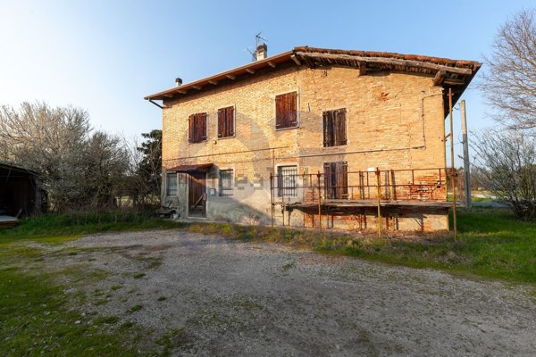 quadrivano in vendita a Cento