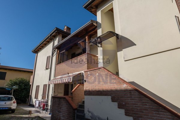 appartamento in vendita a Cento in zona Renazzo