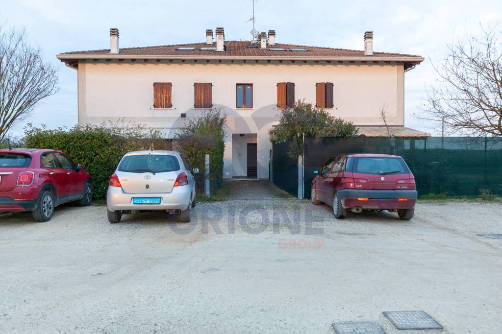 appartamento in vendita a Cento