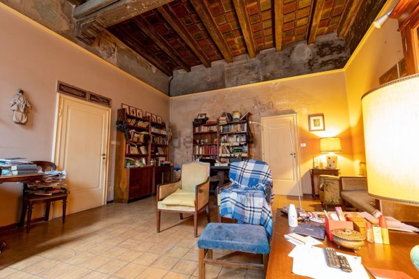 casa indipendente in vendita a Cento