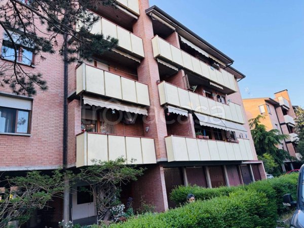 appartamento in vendita a Cento