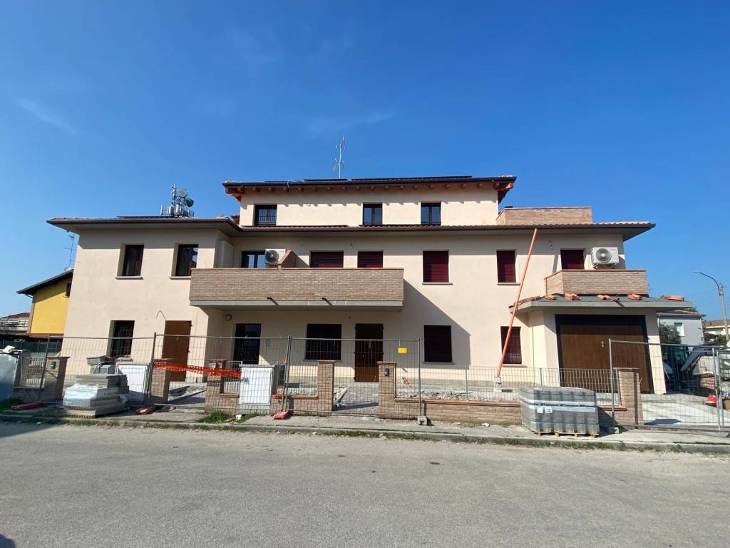 appartamento in vendita a Cento