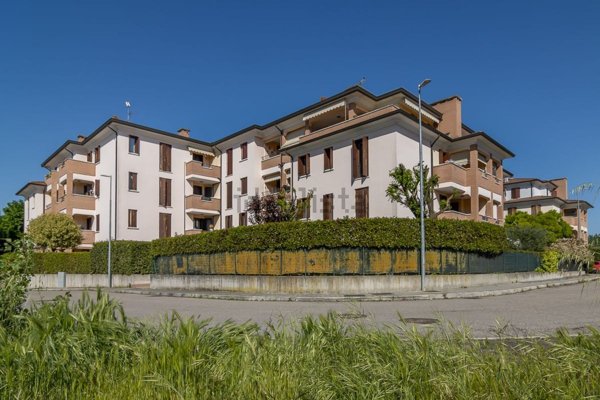 appartamento in vendita a Cento