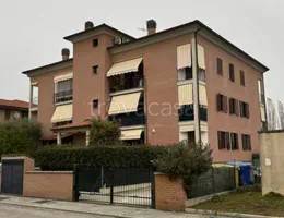 appartamento in vendita a Cento in zona Renazzo