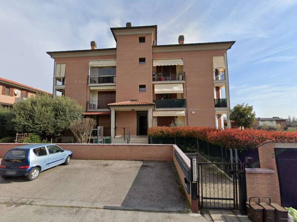 appartamento in vendita a Cento in zona Renazzo