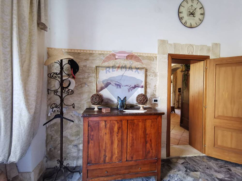 casa indipendente in vendita a Cento in zona Buonacompra