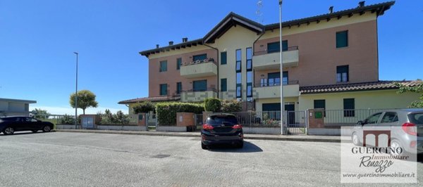 appartamento in vendita a Cento in zona Buonacompra