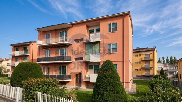 appartamento in vendita a Cento