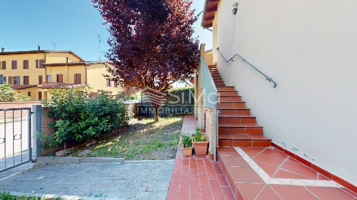 appartamento in vendita a Cento in zona Renazzo
