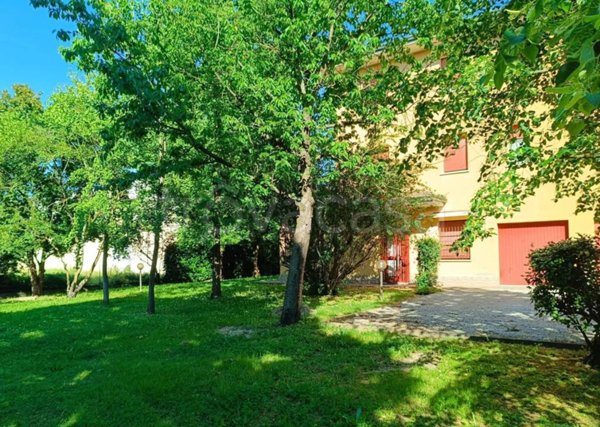 appartamento in vendita a Cento