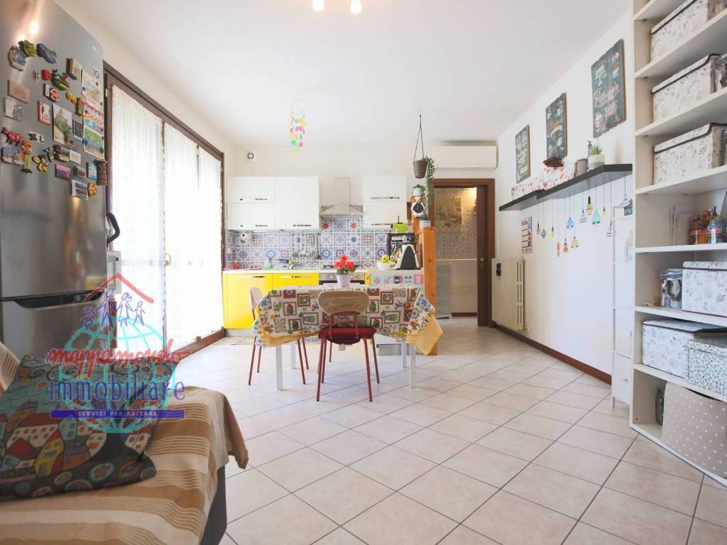 appartamento in vendita a Cento