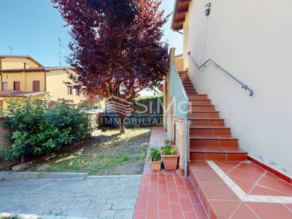 appartamento in vendita a Cento in zona Renazzo