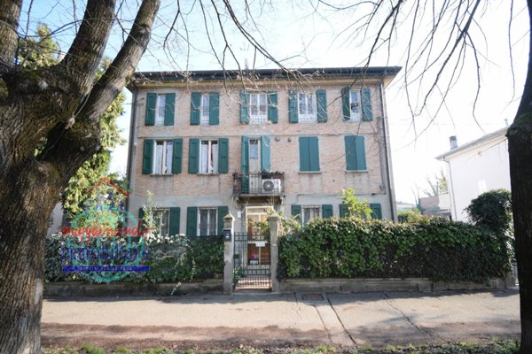 casa indipendente in vendita a Cento in zona Casumaro