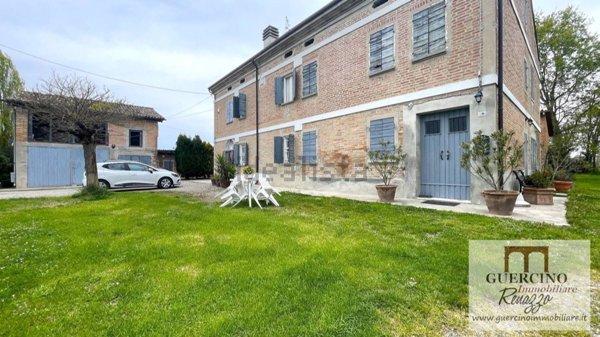 casa indipendente in vendita a Cento in zona Alberone