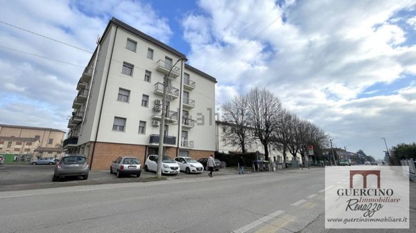 appartamento in vendita a Cento in zona Renazzo