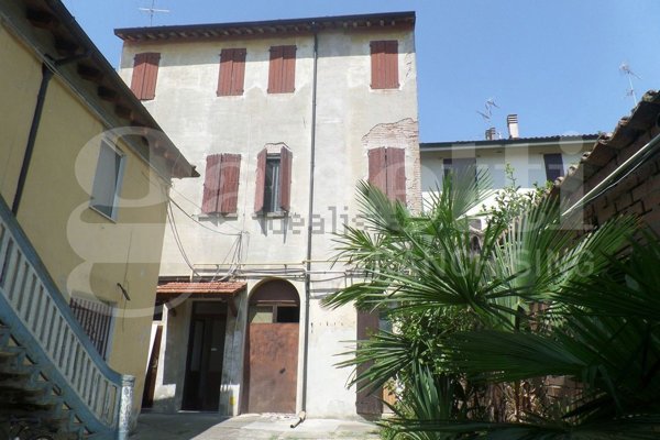 appartamento in vendita a Cento