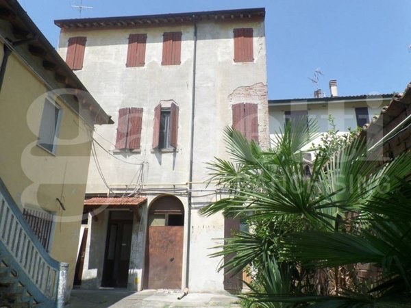 appartamento in vendita a Cento