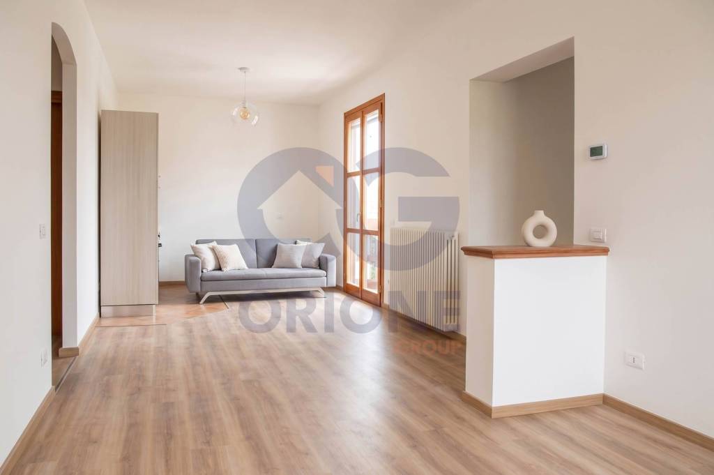casa indipendente in vendita a Cento in zona Renazzo