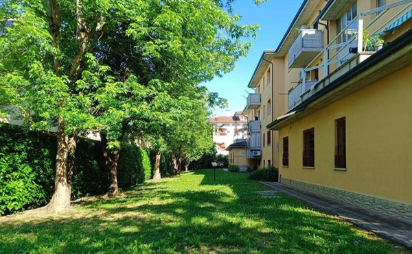 appartamento in vendita a Cento