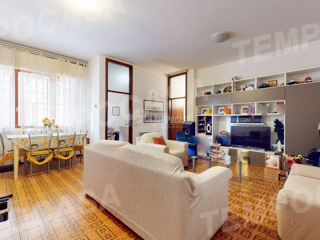 appartamento in vendita a Cento