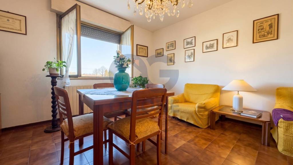 appartamento in vendita a Cento in zona Renazzo