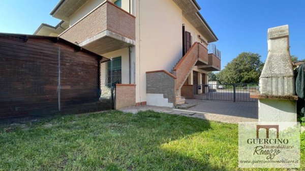 appartamento in vendita a Cento in zona Renazzo