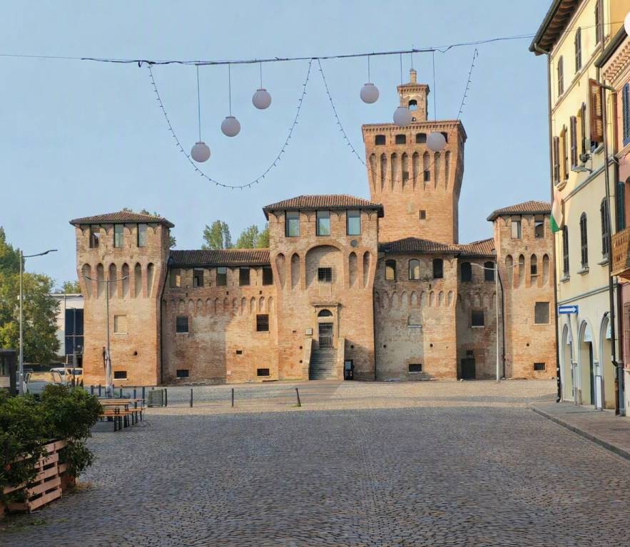appartamento in vendita a Cento