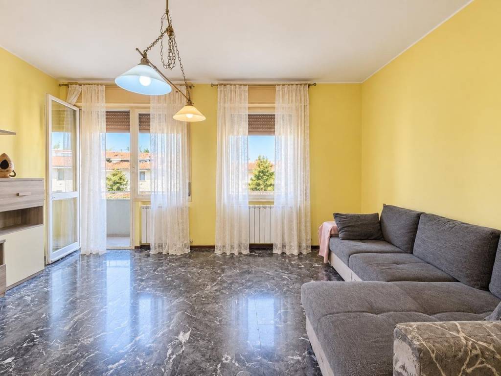 appartamento in vendita a Cento