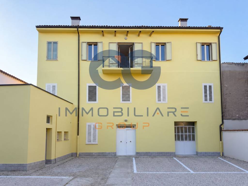 appartamento in vendita a Cento