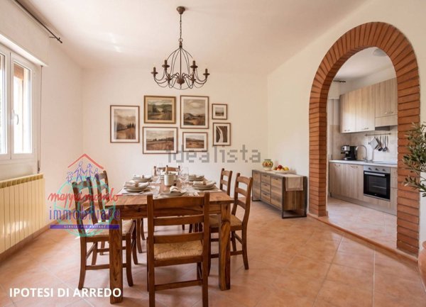 casa indipendente in vendita a Cento
