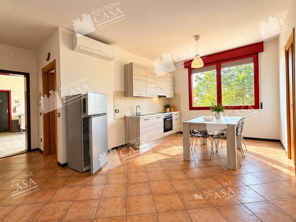 appartamento in vendita a Cento in zona Buonacompra