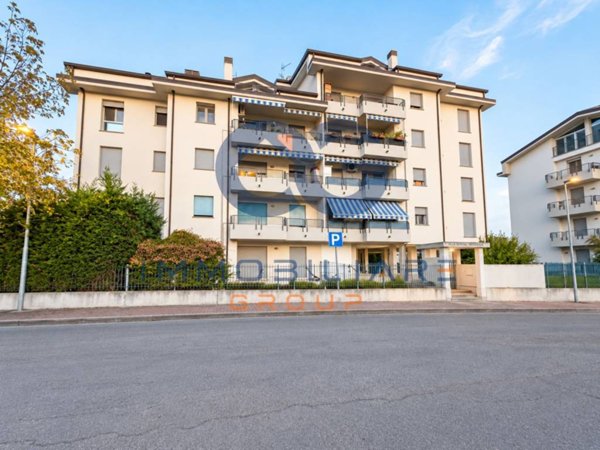 appartamento in vendita a Cento