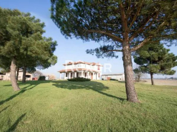 casa indipendente in vendita a Codigoro in zona Pontelangorino