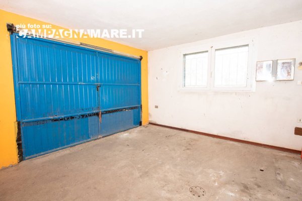casa indipendente in vendita a Codigoro in zona Mezzogoro