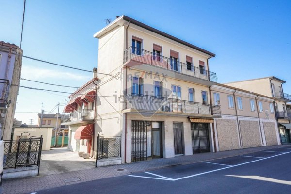 casa semindipendente in vendita a Codigoro in zona Mezzogoro
