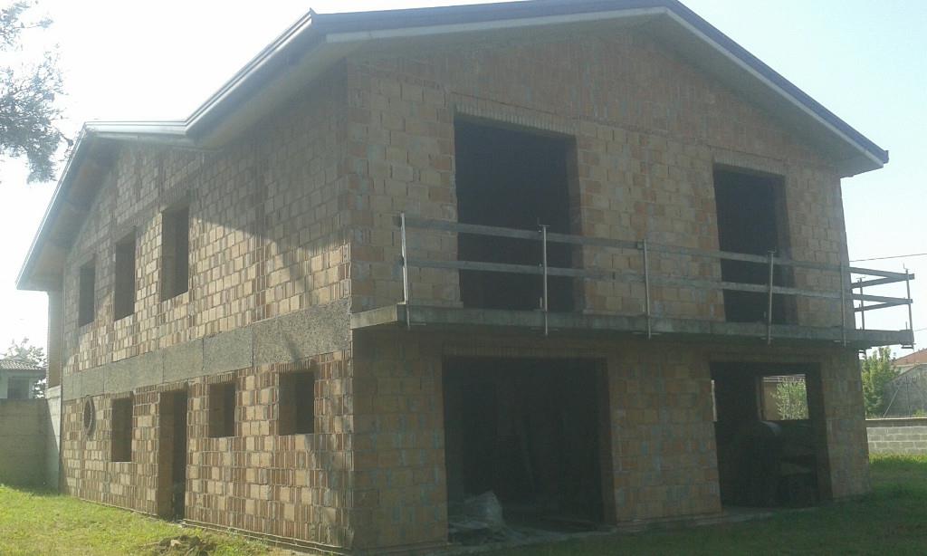 casa indipendente in vendita a Codigoro in zona Pontelangorino