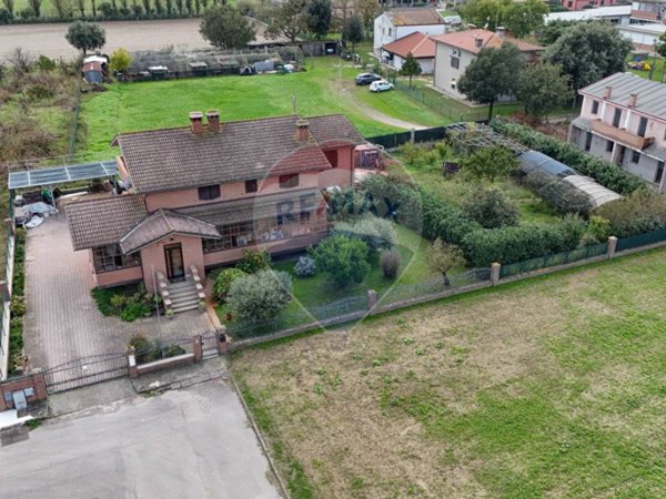 casa indipendente in vendita a Codigoro in zona Pontelangorino
