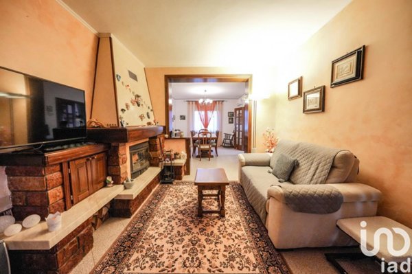 casa indipendente in vendita a Codigoro in zona Mezzogoro