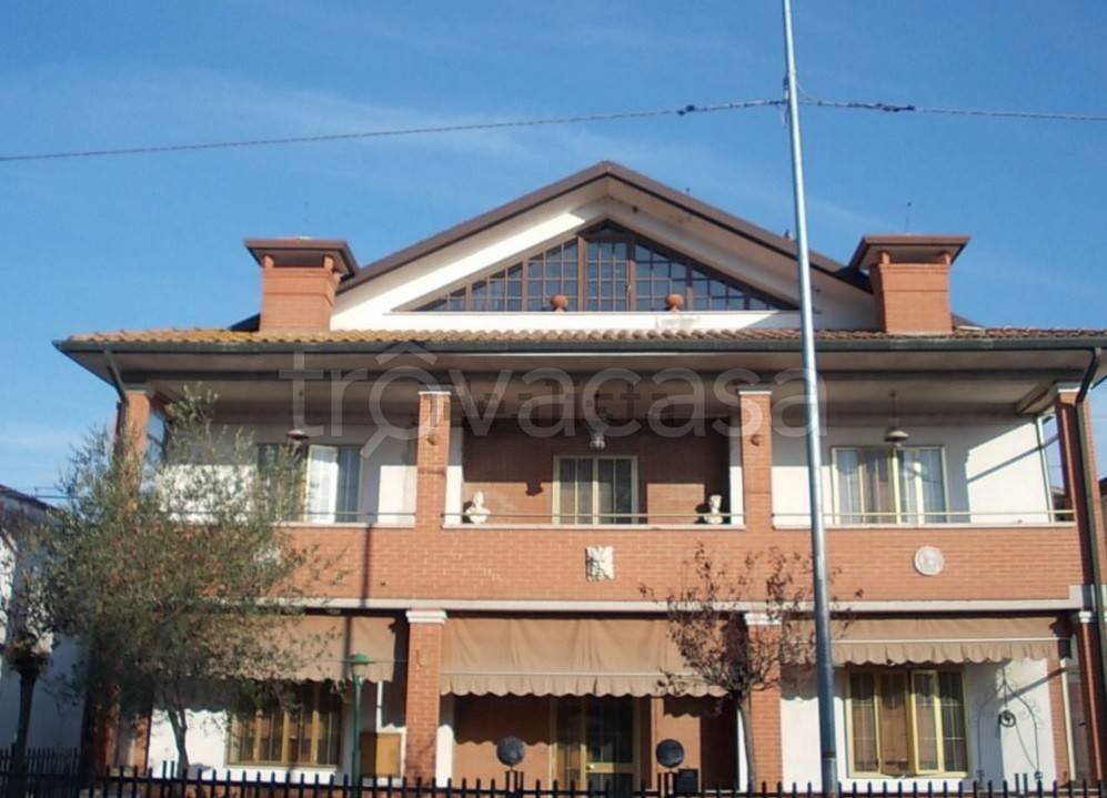 casa indipendente in vendita a Codigoro in zona Pontelangorino
