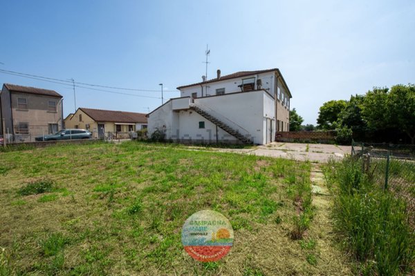 casa indipendente in vendita a Codigoro